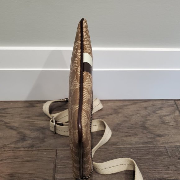 Coach Signature File Coated Canvas Crossbody Tan Brown Colour - Picture 3 of 5